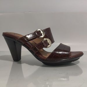 Sofft Women's Brown Leather Slip On Heels Sandals Size 7.5 M Double Strap EUC